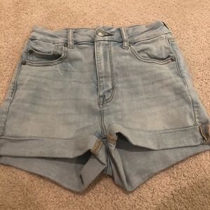 high rise american eagle light wash denim shorts